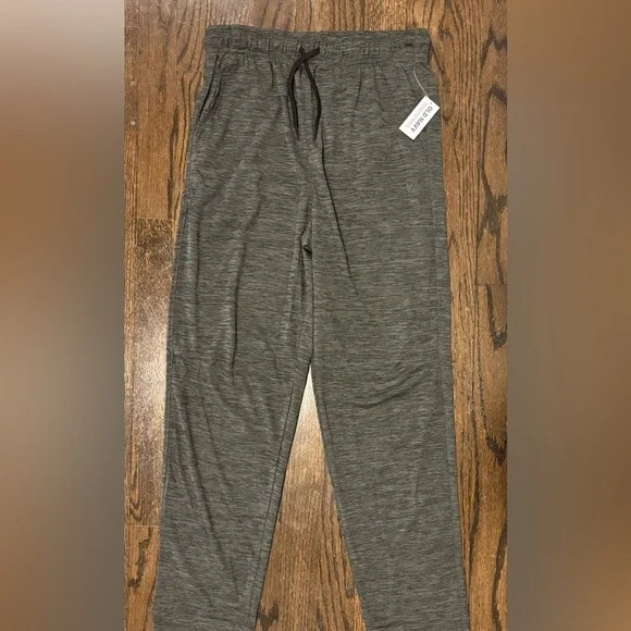 NWT boy’s XL joggers - Picture 4 of 5